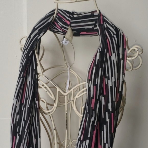 NWT Calvin Klein Infinity Scarf - Picture 3 of 9